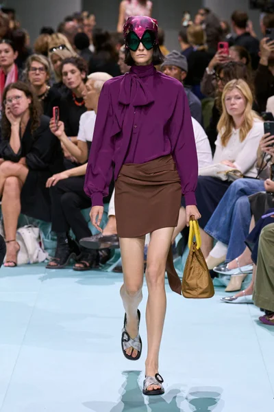 Look 42